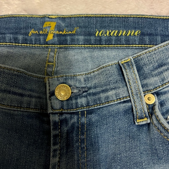 7 For All Mankind Jeans - Medium Wash - Picture 3 of 5